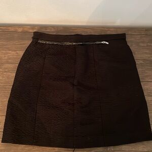 Black H&M skirt with zipper detail